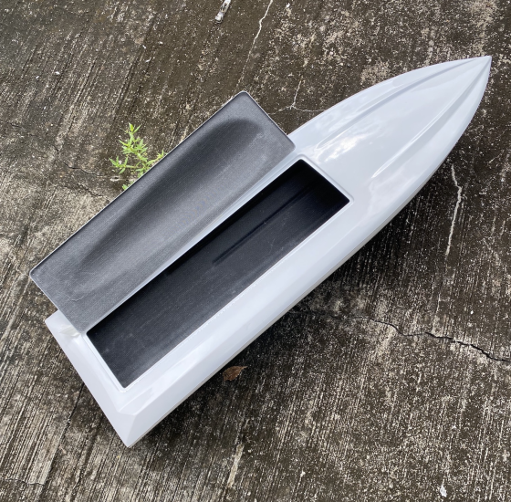 (image for) 850mm (33 1/2") Painted White Carbon Fiber Mono Deep V Hull